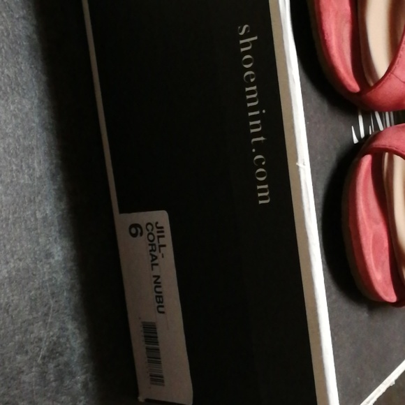 SHOEMINT strappy wedge sandal - Picture 5 of 6